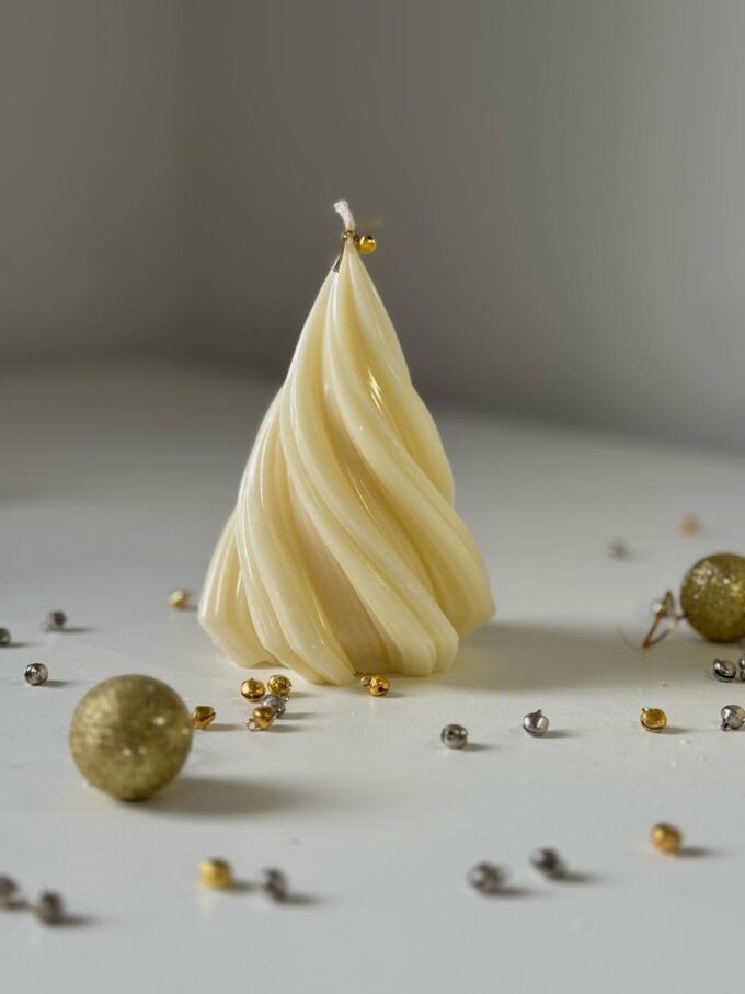 Bougie sapin spirale